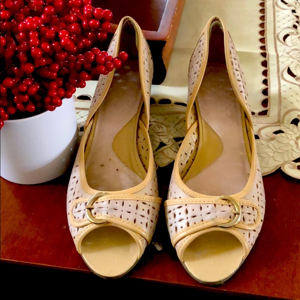 Aerosoles wedges size 9.5